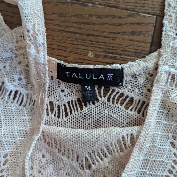 Talula Aritzia Lace sheer Rose Gold Tank Top Womens Size M Cottagecore Boho - Picture 4 of 6